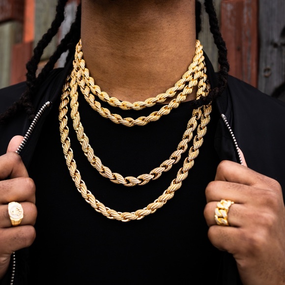 10mm Iced Out Rope Chain - Picture 2 of 2